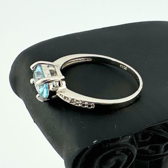 Shimmering Blue Topaz, Oval Cut with Diamond Accent Ring in Sterling Silver - Be - Picture 5 of 9